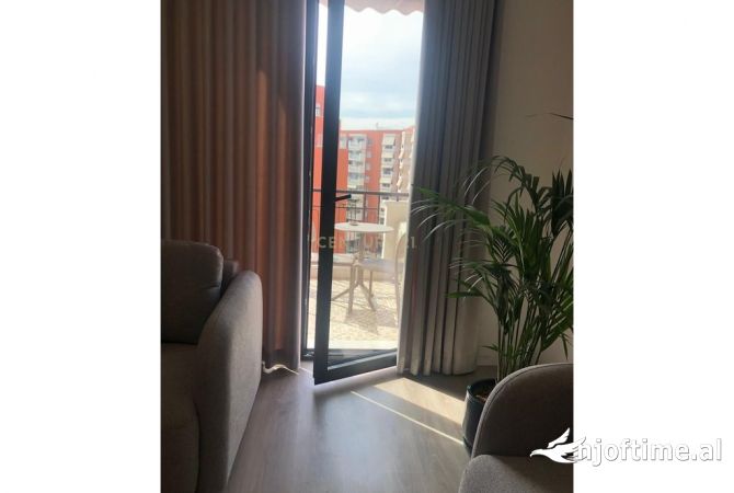 Shtepi me qera Apartament ne Tirane, 1+1, Mobilimi E mobiluar, Pagesa 1,100  Euro.