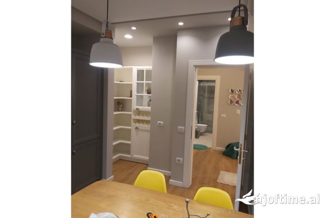 Shtepi me qera 1+1 ne Tirane - 650 Euro