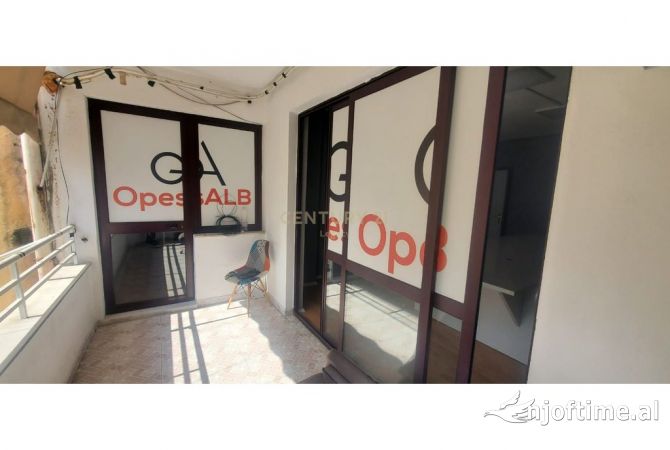 AMBIENT ZYRASH PER QIRA NE ZONEN E ISH BLLOKUT !