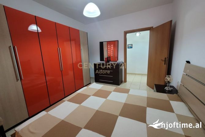 Shtepi me qera Apartament ne Tirane, 2+1, Mobilimi E mobiluar, Pagesa 600  Euro.