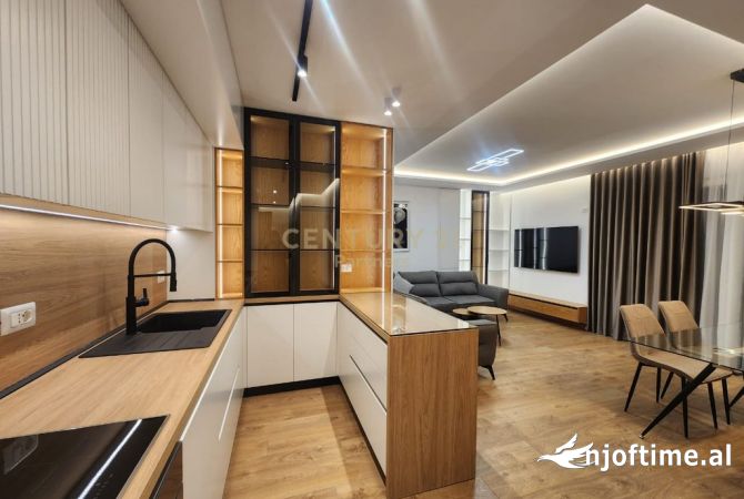 Casa in affitto 3+1 a Tirana - 1,200 Euro