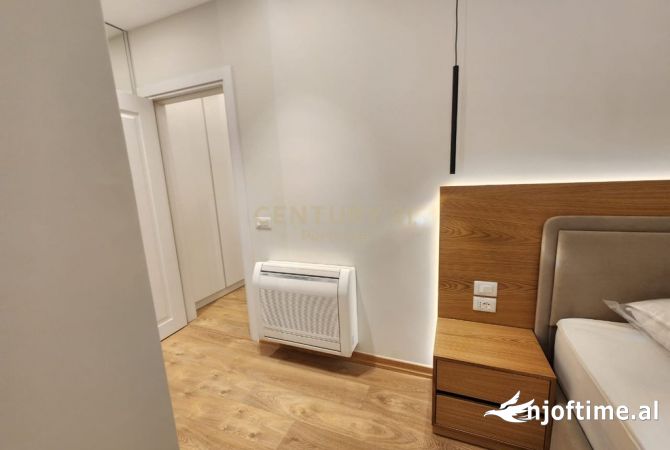 Shtepi me qera Apartament ne Tirane, 3+1, Mobilimi E mobiluar, Pagesa 1,200  Euro.