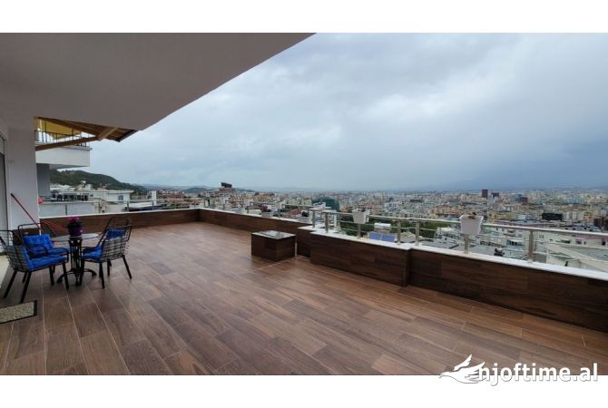 Shtepi me qera Apartament ne Tirane, 2+1, Mobilimi E mobiluar, Pagesa 1,000  Euro.