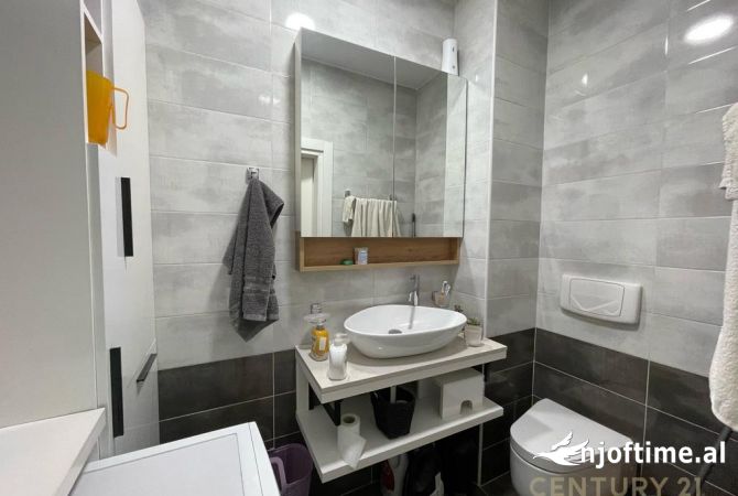 Apartment for sale in Tirana 2+1, Furnished