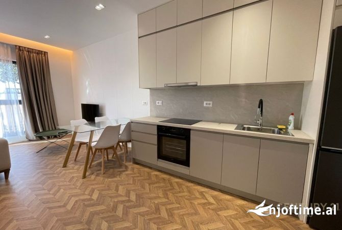 Shtepi me qera Apartament ne Tirane, 1+1, Mobilimi E mobiluar, Pagesa 850  Euro.
