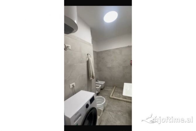 Shtepi ne shitje Apartament ne Tirane, 1+1, Mobilimi E mobiluar, Pagesa 108,000  Euro.