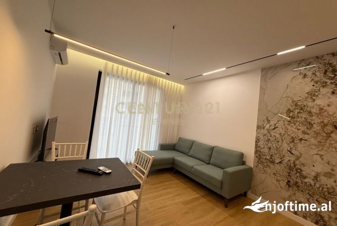 Shtepi me qera Apartament ne Tirane, 1+1, Mobilimi E mobiluar, Pagesa 500  Euro.