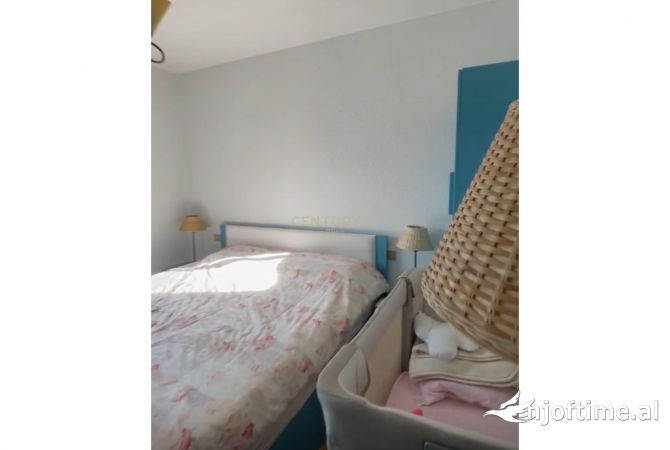 Shtepi me qera Apartament ne Tirane, 2+1, Mobilimi E mobiluar, Pagesa 750  Euro.