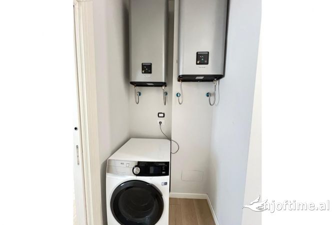 Shtepi me qera Apartament ne Tirane, 3+1, Mobilimi E mobiluar, Pagesa 1,100  Euro.