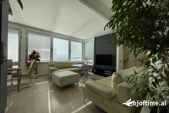 Shtepi ne shitje Apartament ne Tirane, 2+1, Mobilimi E mobiluar, Pagesa 350,000  Euro.