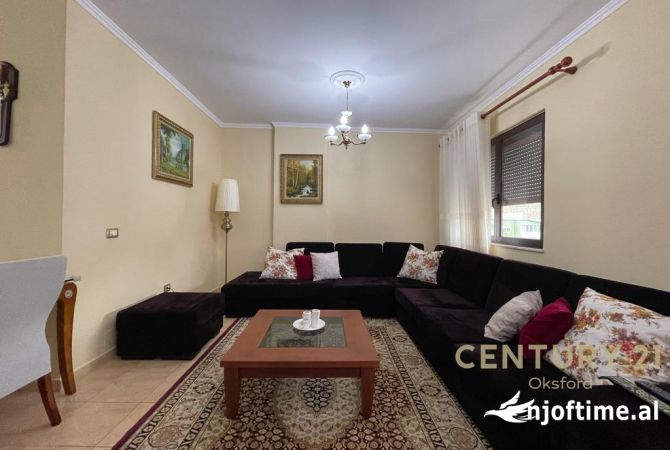 Shtepi me qera 2+1 ne Tirane - 800 Euro
