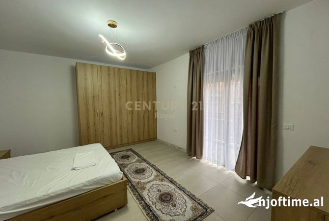 Shtepi me qera Apartament ne Tirane, 1+1, Mobilimi E mobiluar, Pagesa 650  Euro.