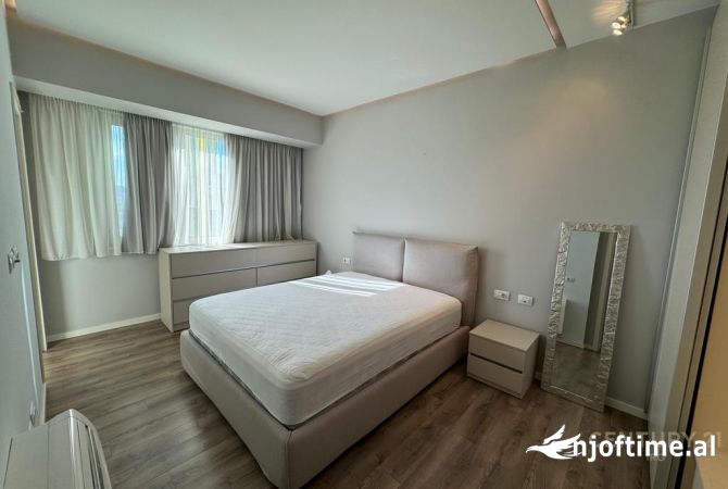 Shtepi me qera Apartament ne Tirane, 2+1, Mobilimi E mobiluar, Pagesa 1,800  Euro.