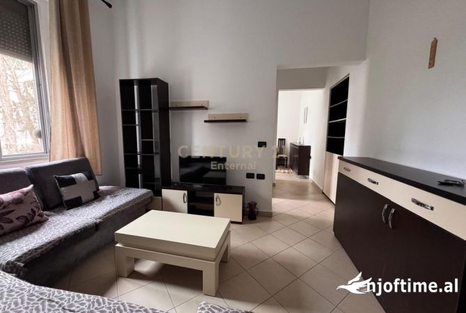 Shtepi me qera Apartament ne Tirane, 1+1, Mobilimi E mobiluar, Pagesa 600  Euro.