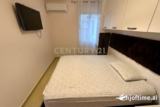 Shtepi me qera Apartament ne Tirane, 2+1, Mobilimi E mobiluar, Pagesa 500  Euro.