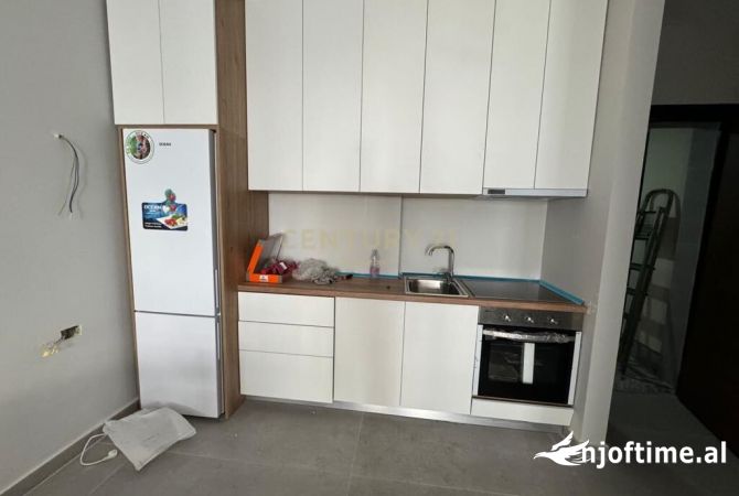 Shtepi ne shitje Apartament ne Tirane, 1+1, Mobilimi E mobiluar, Pagesa 115,000  Euro.