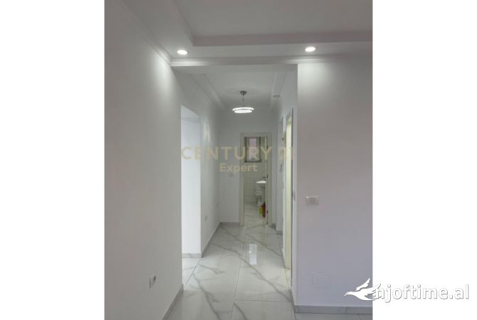 Shtepi ne shitje 1+1 ne Tirane - 145,000 Euro