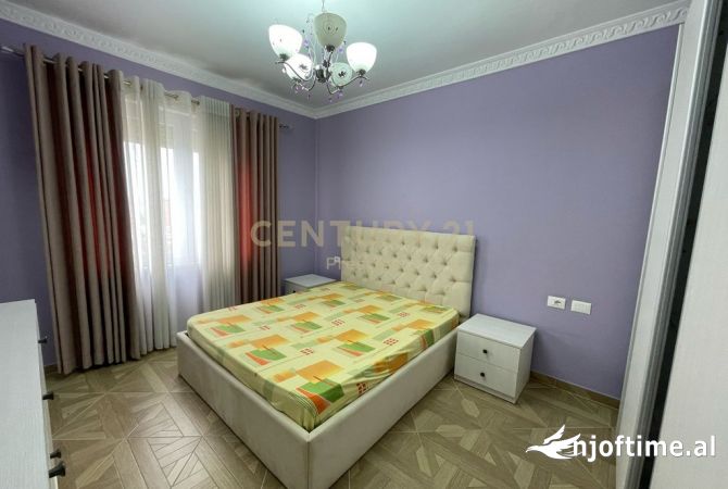 Shtepi me qera Apartament ne Tirane, 1+1, Mobilimi E mobiluar, Pagesa 500  Euro.