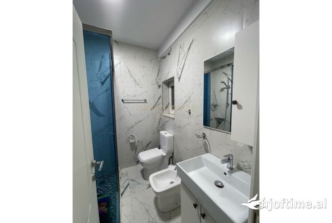 Shtepi me qera Apartament ne Tirane, 1+1, Mobilimi E mobiluar, Pagesa 500  Euro.