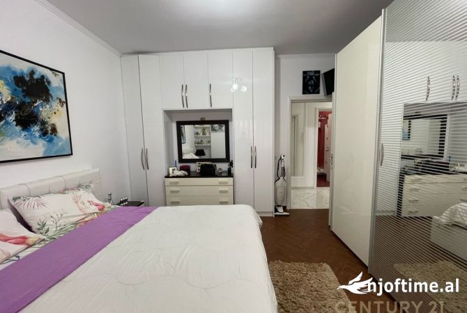 Shtepi me qera Apartament ne Tirane, 2+1, Mobilimi E mobiluar, Pagesa 600  Euro.