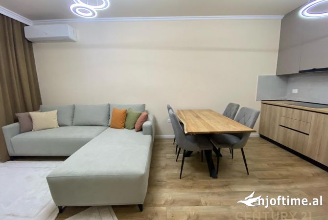 Shtepi me qera Apartament ne Tirane, 1+1, Mobilimi E mobiluar, Pagesa 1,000  Euro.