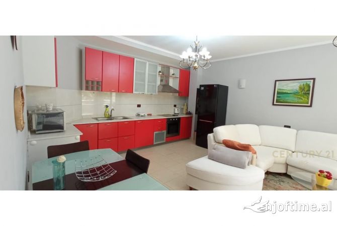 Shtepi me qera Apartament ne Tirane, 2+1, Mobilimi E mobiluar, Pagesa 750  Euro.