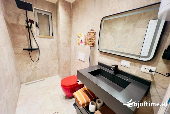 Shtepi me qera Apartament ne Tirane, 2+1, Mobilimi E mobiluar, Pagesa 800  Euro.