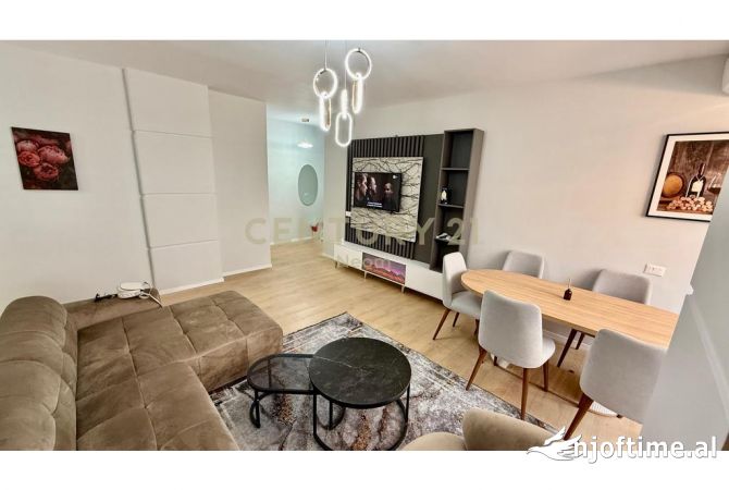 Shtepi me qera Apartament ne Tirane, 2+1, Mobilimi E mobiluar, Pagesa 1,000  Euro.