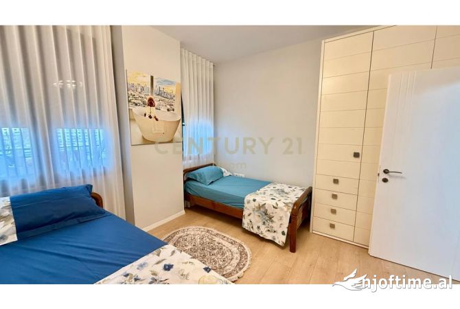 Shtepi me qera Apartament ne Tirane, 2+1, Mobilimi E mobiluar, Pagesa 1,000  Euro.