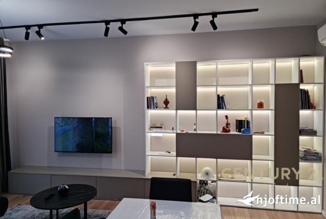 Shtepi me qera Apartament ne Tirane, 2+1, Mobilimi E mobiluar, Pagesa 800  Euro.