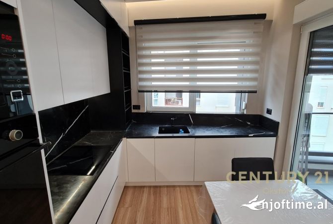 Shtepi me qera Apartament ne Tirane, 2+1, Mobilimi E mobiluar, Pagesa 800  Euro.