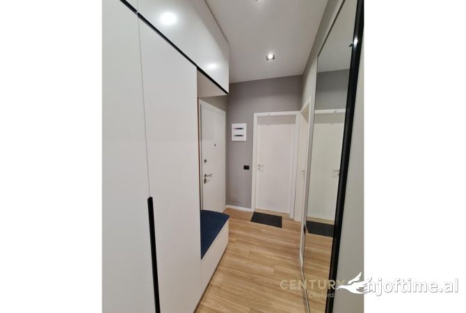 Shtepi me qera 2+1 ne Tirane - 800 Euro