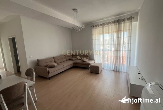 Shtepi me qera 2+1 ne Tirane - 650 Euro