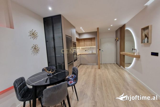 Shtepi me qera Apartament ne Tirane, 2+1, Mobilimi E mobiluar, Pagesa 1,500  Euro.