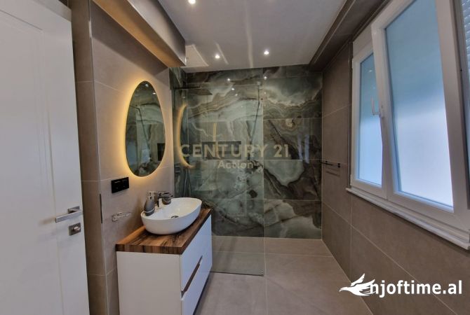 Shtepi me qera Apartament ne Tirane, 2+1, Mobilimi E mobiluar, Pagesa 1,500  Euro.