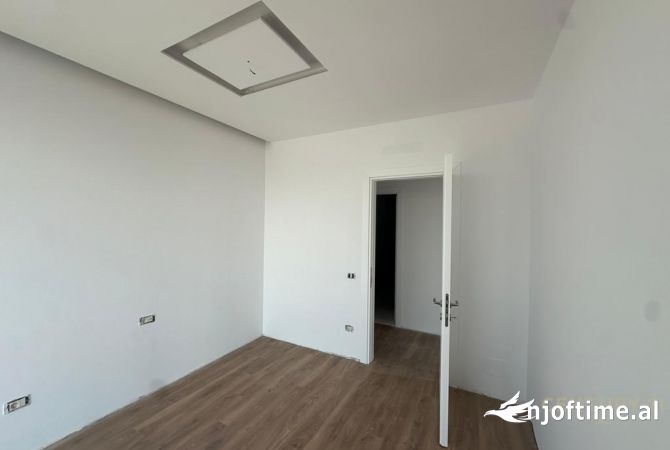 Shtepi ne shitje 2+1 ne Tirane - 320,000 Euro