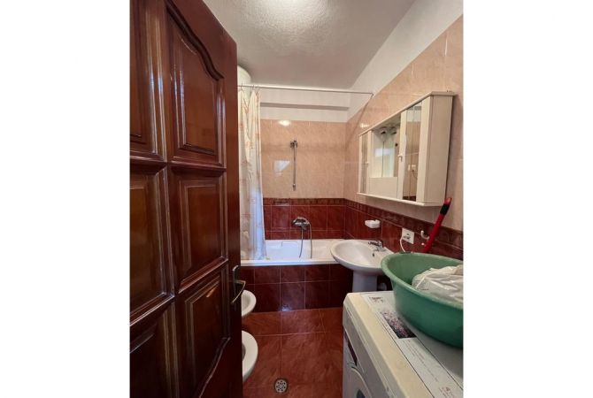 Shtepi me qera 1+1 ne Tirane - 550 Euro