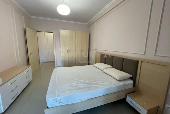 Shtepi me qera Apartament ne Tirane, 1+1, Mobilimi E mobiluar, Pagesa 550  Euro.