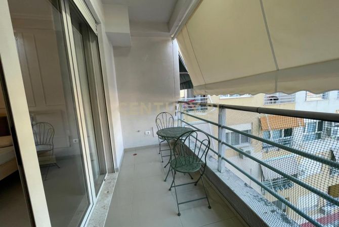 Shtepi me qera Apartament ne Tirane, 1+1, Mobilimi E mobiluar, Pagesa 550  Euro.