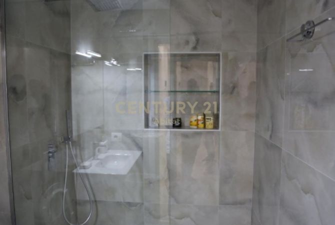 Shtepi me qera 1+1 ne Tirane - 575 Euro