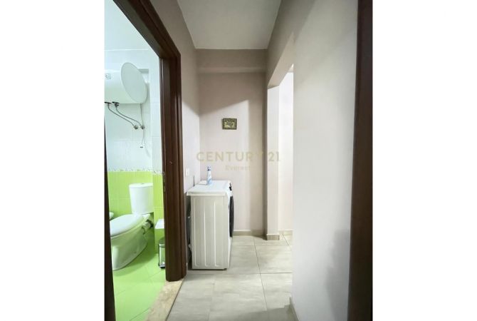 Shtepi ne shitje 1+1 ne Tirane - 155,000 Euro