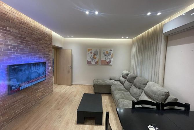 Shtepi me qera Apartament ne Tirane, 2+1, Mobilimi E mobiluar, Pagesa 550  Euro.