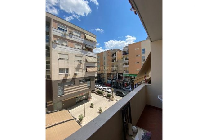 Shtepi me qera Apartament ne Tirane, 2+1, Mobilimi E mobiluar, Pagesa 550  Euro.