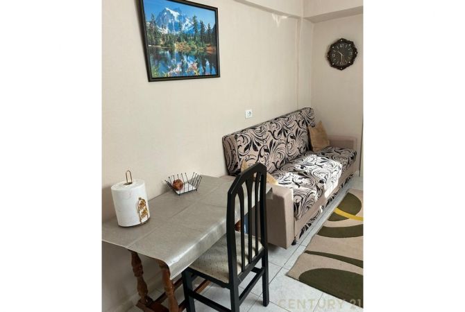 Shtepi me qera 1+1 ne Tirane - 400 Euro