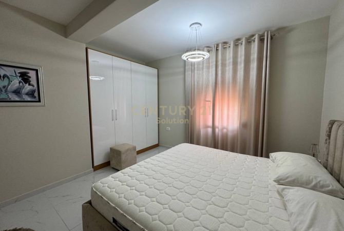 Shtepi me qera Apartament ne Tirane, 1+1, Mobilimi E mobiluar, Pagesa 650  Euro.