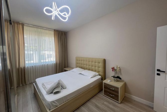 Shtepi me qera Apartament ne Tirane, 1+1, Mobilimi E mobiluar, Pagesa 1,000  Euro.