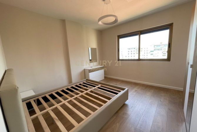 Shtepi me qera Apartament ne Tirane, 2+1, Mobilimi E mobiluar, Pagesa 650  Euro.