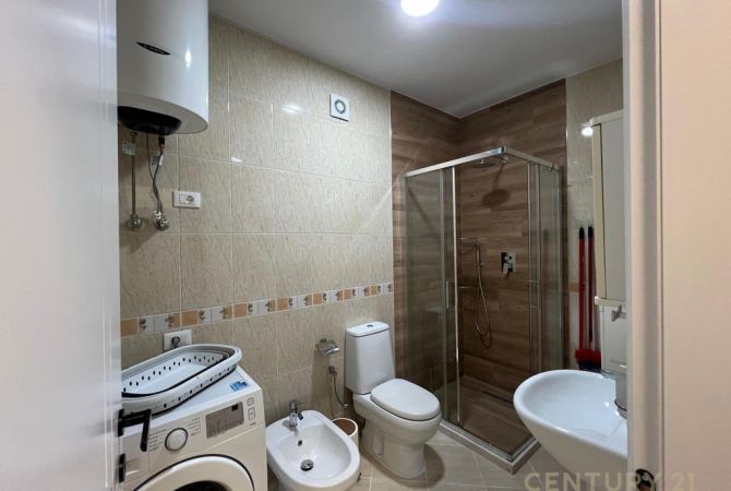Shtepi me qera Apartament ne Tirane, 2+1, Mobilimi E mobiluar, Pagesa 750  Euro.