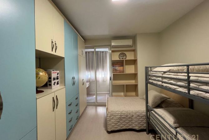 Shtepi me qera Apartament ne Tirane, 2+1, Mobilimi E mobiluar, Pagesa 750  Euro.