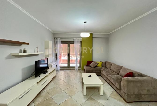 Shtepi me qera 1+1 ne Tirane - 700 Euro